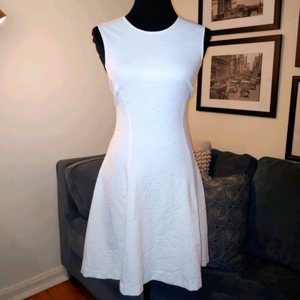 THEORY  White ROSES Dress SLEEVELESS DRESS